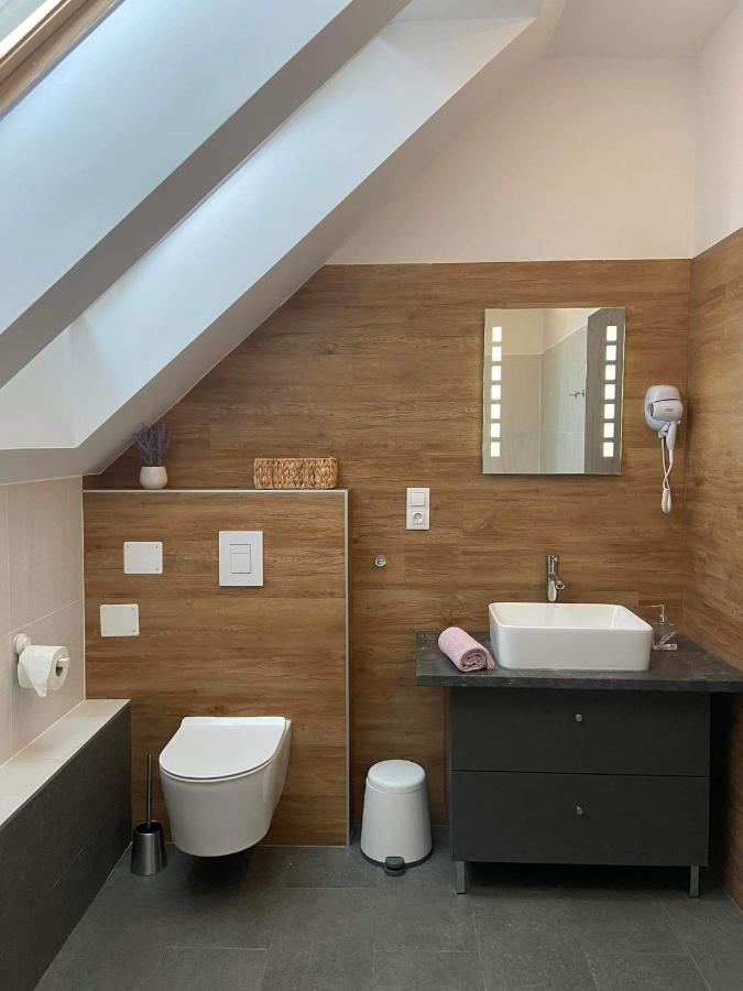 Villa Corner Тихани Екстериор снимка