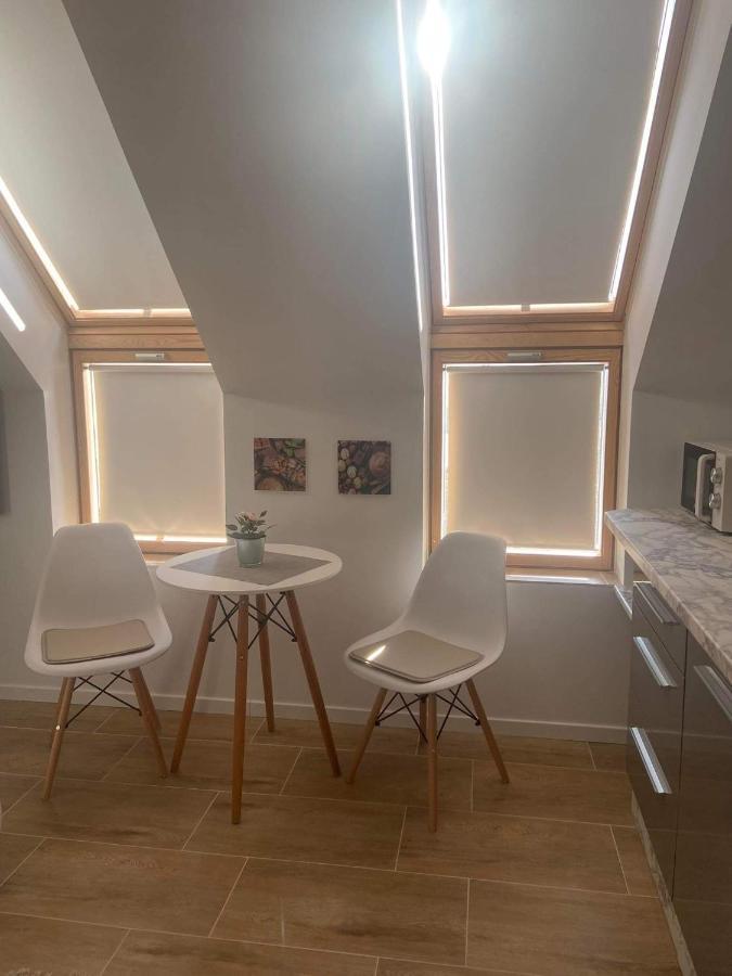 Villa Corner Тихани Екстериор снимка