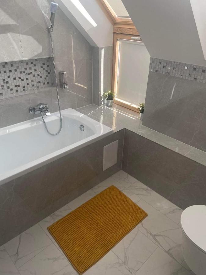 Villa Corner Тихани Екстериор снимка