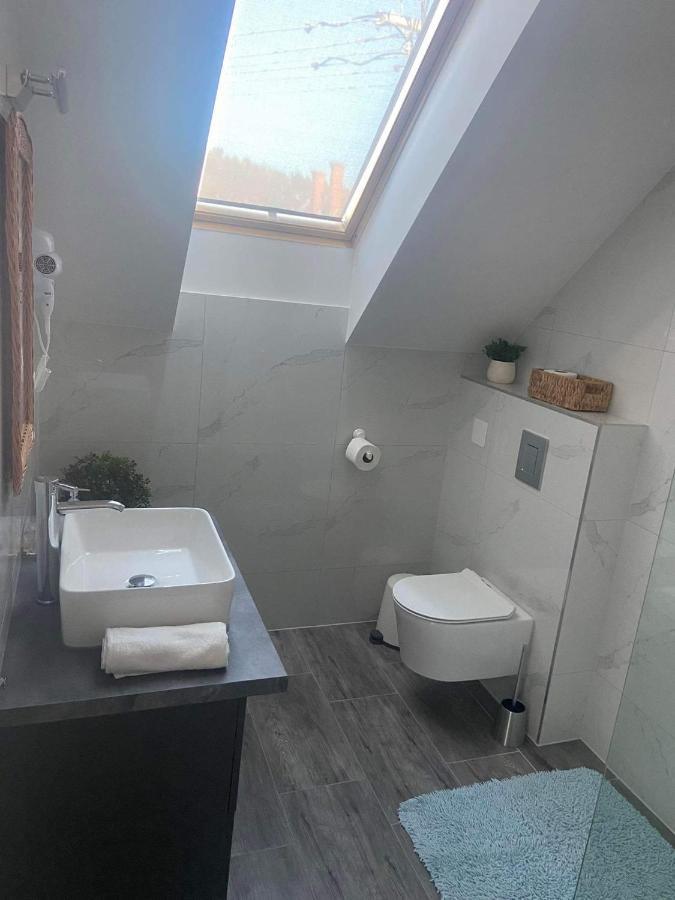 Villa Corner Тихани Екстериор снимка