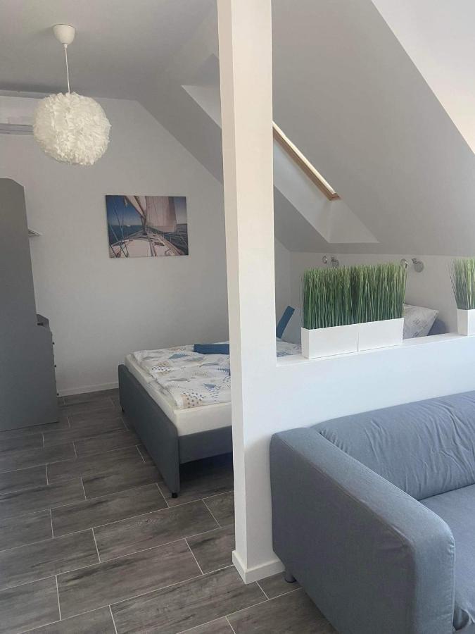 Villa Corner Тихани Екстериор снимка