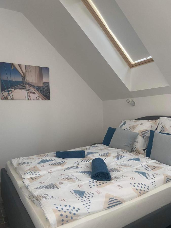 Villa Corner Тихани Екстериор снимка