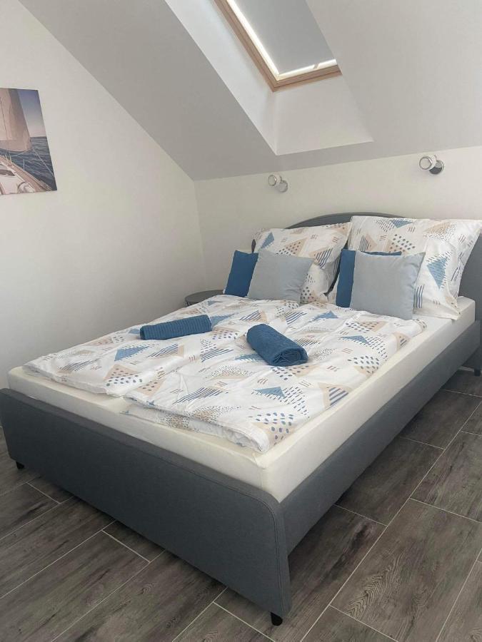 Villa Corner Тихани Екстериор снимка