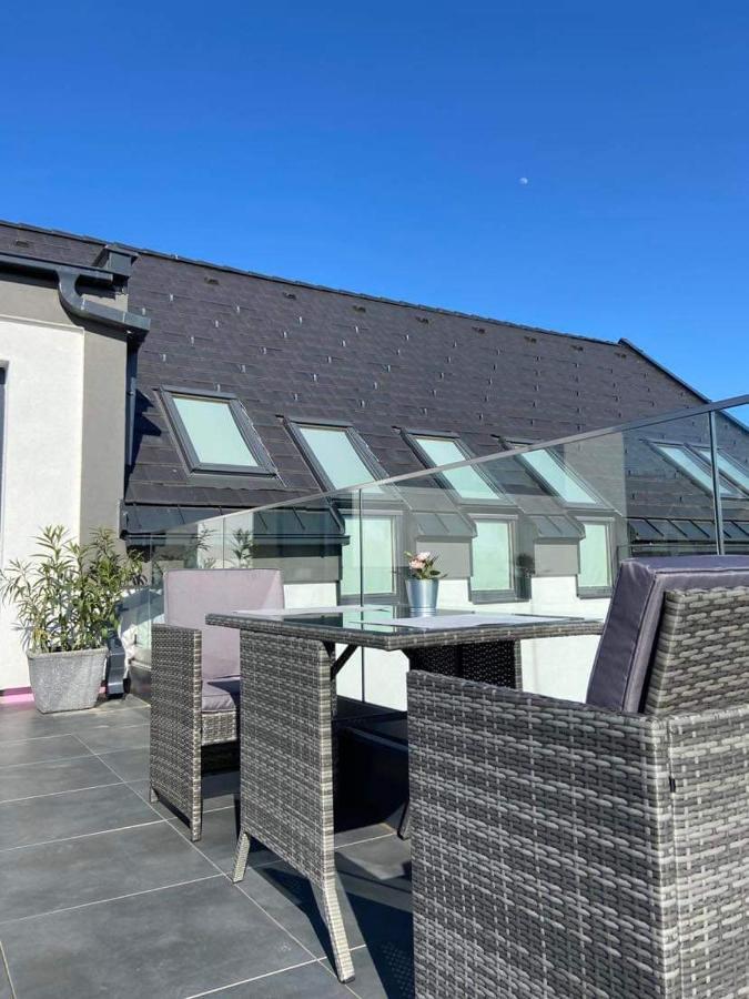Villa Corner Тихани Екстериор снимка